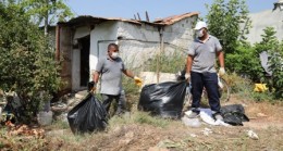 Mezitli Belediyesi Ekipleri Çöp Evi Boşalttı