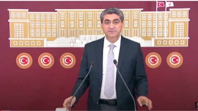 DEVA Partili Ekmen: “Mut Sebze Hali  arazi devri bir an önce yapılsın!”