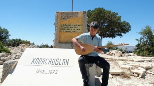 Karacaoğlan Anıt Mezarı ilgi bekliyor