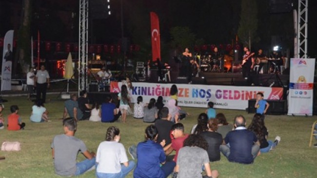 BÜYÜKŞEHİR’DEN “SANDALYENİ KAP GEL” KONSERLERİ