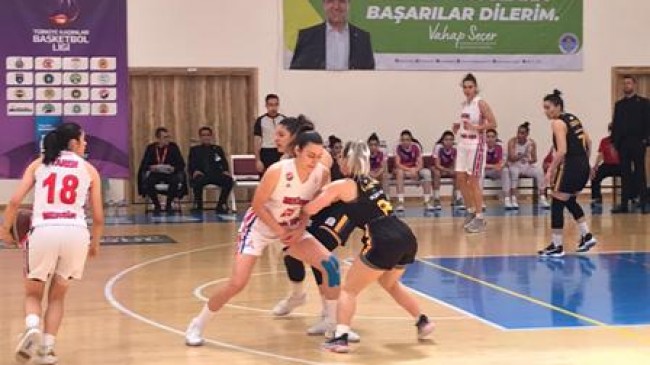 BÜYÜKŞEHİR KADIN BASKETBOL  TAKIMI PLAY-OFF’AKALDI