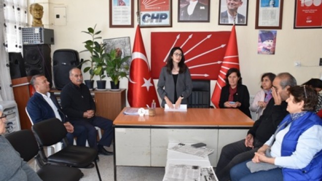 PSİKOLOG ÖZDEMİR CHP’Lİ KADINLARI BİLGİLENDİRDİ