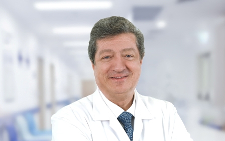 Prof._Dr.___zcan_G__k__e