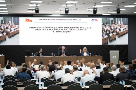 MERSIN BUYUKSEHIR BELEDIYE MECLISI’NIN HAZIRAN AYI 1. BIRLESIMI GERCEKLESTIRILDI (5)