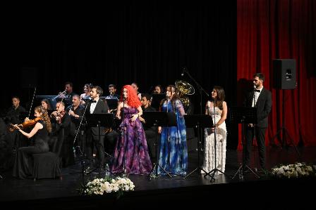 CREATOR: gd-jpeg v1.0 (using IJG JPEG v90), default quality