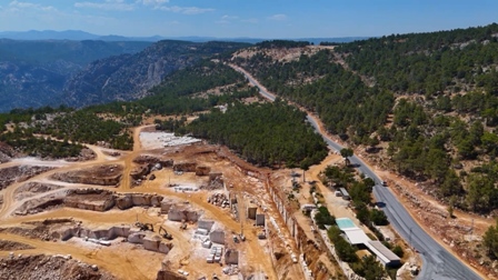 BUYUKSEHIR, GULNAR KIRSALINDAKI 30 KILOMETRELIK GRUP YOLUNU YENILIYOR (6)