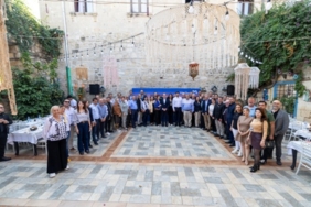 BAŞKAN SEÇER VE MERAL SEÇER, TURİZM ACENTELERİ VE OTEL İŞLETMELERİNİN TEMSİLCİLERİ İLE BİR ARAYA GELDİ (1)